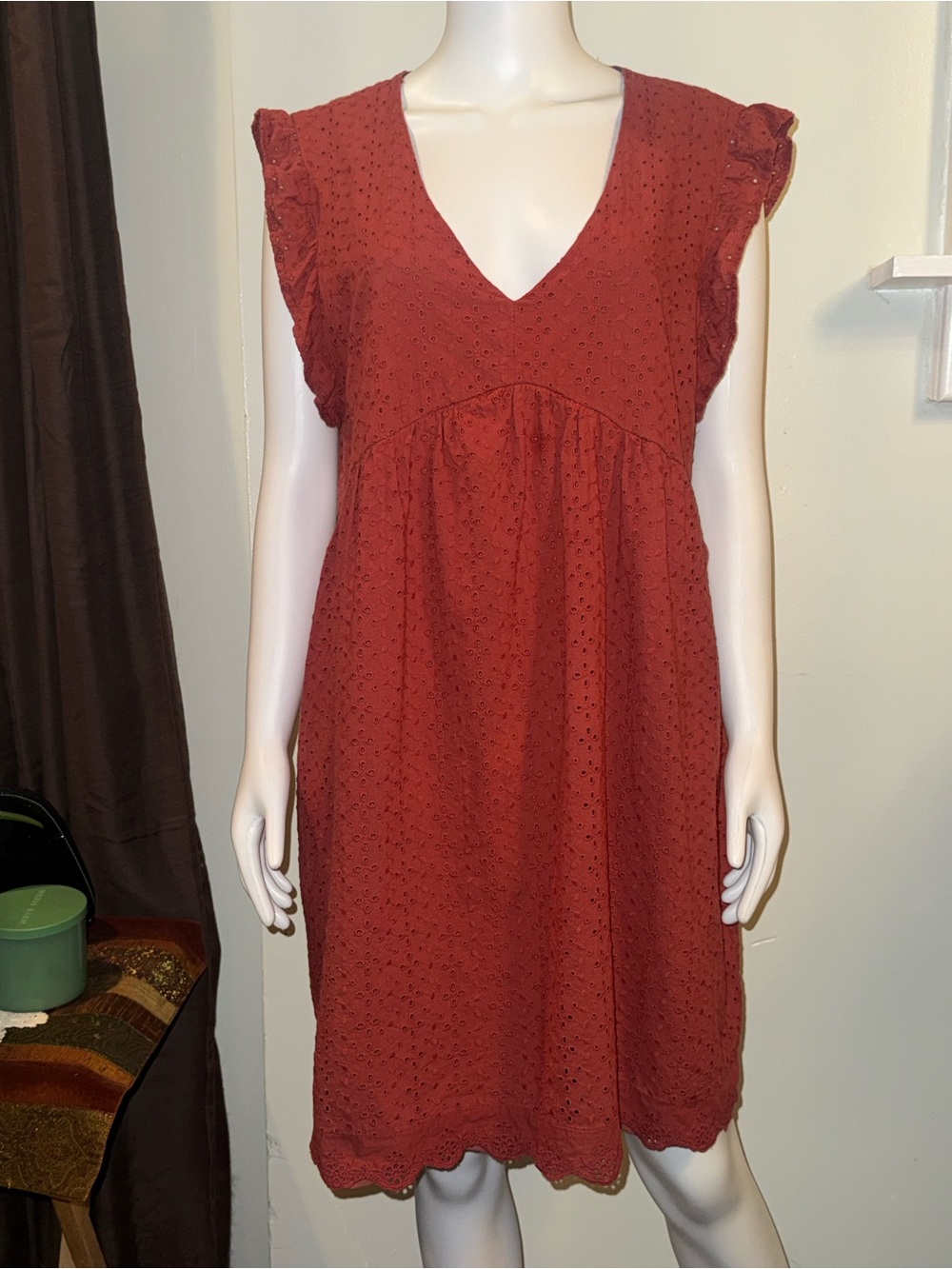 Knox Rose Rust Eyelet V-Neck Babydoll Mini Dress